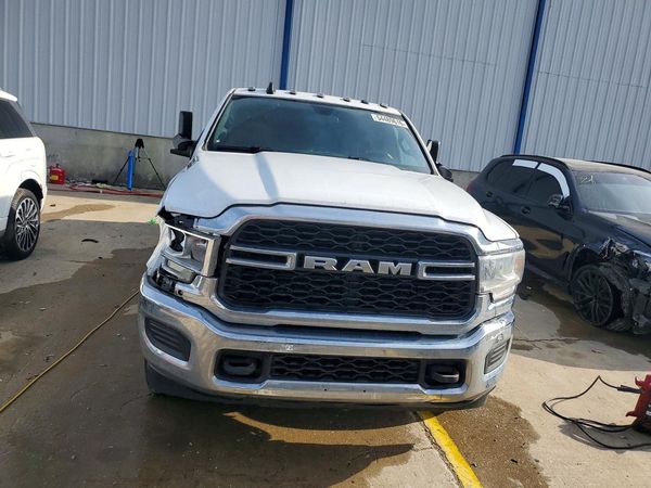 2021 RAM 3500