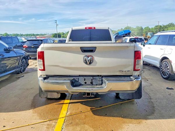 2021 RAM 3500