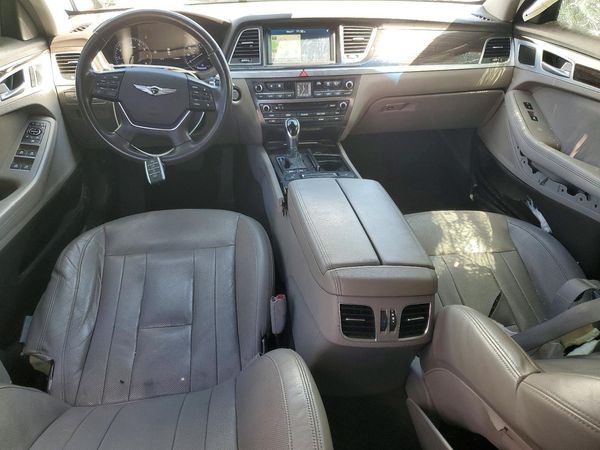2017 GENESIS G80