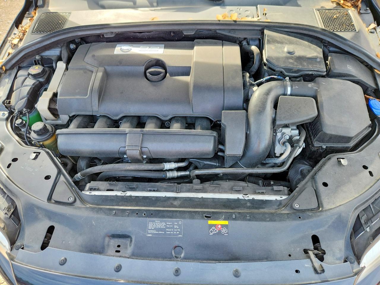 2009 VOLVO V70