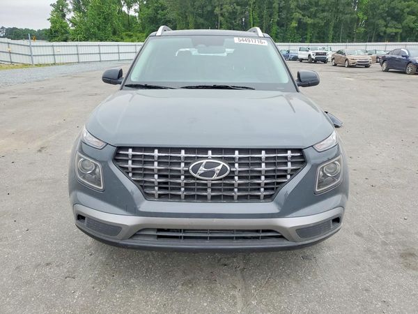 2026 HYUNDAI VENUE SEL, SEL w/ 2-Tone Roof