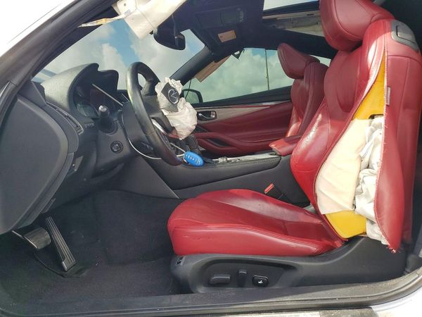 2017 INFINITI Q60