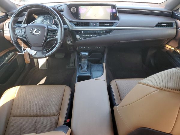 2021 LEXUS ES 250