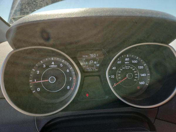 2016 HYUNDAI ELANTRA