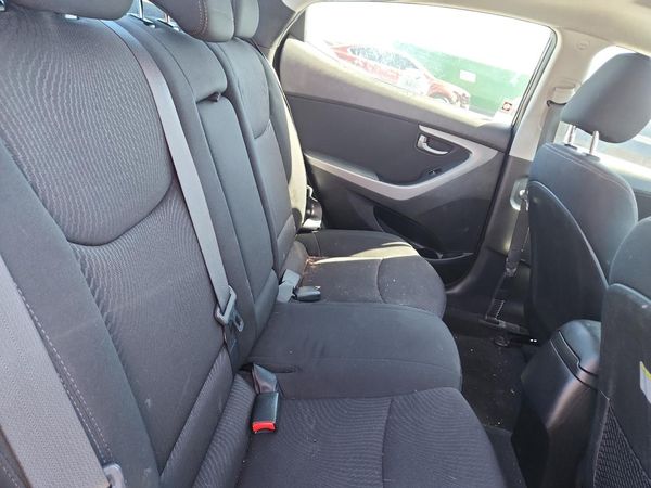 2016 HYUNDAI ELANTRA