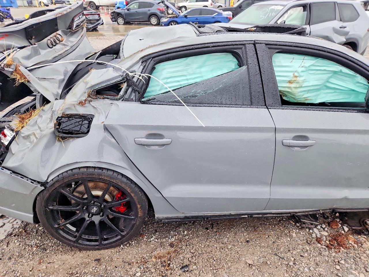 2020 AUDI RS3 quattro