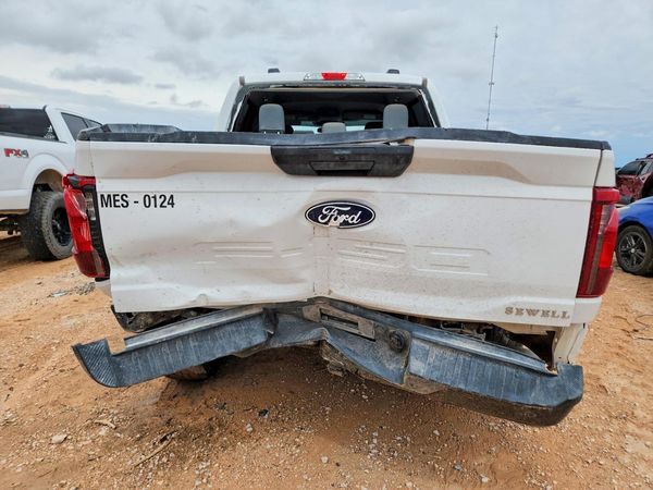 2024 FORD F150