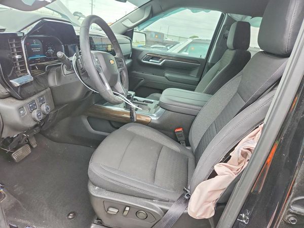 2025 CHEVROLET SILVERADO LT