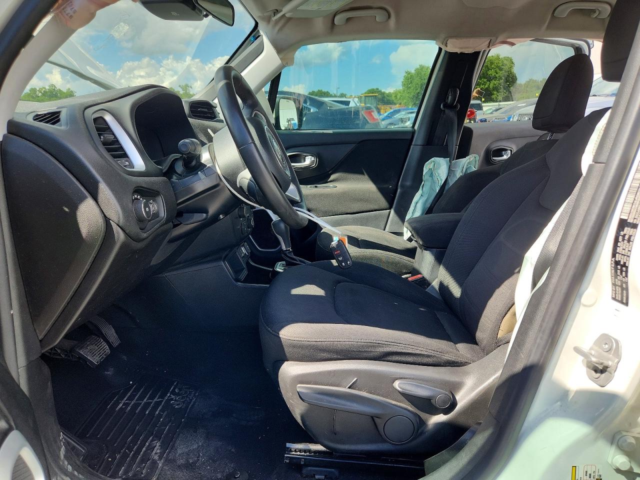 2018 JEEP RENEGADE LATITUDE 4X2