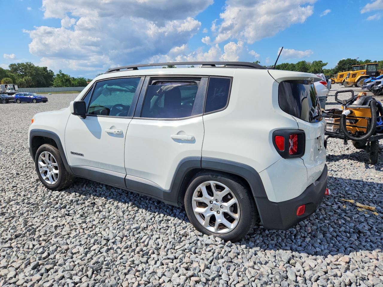 2018 JEEP RENEGADE LATITUDE 4X2