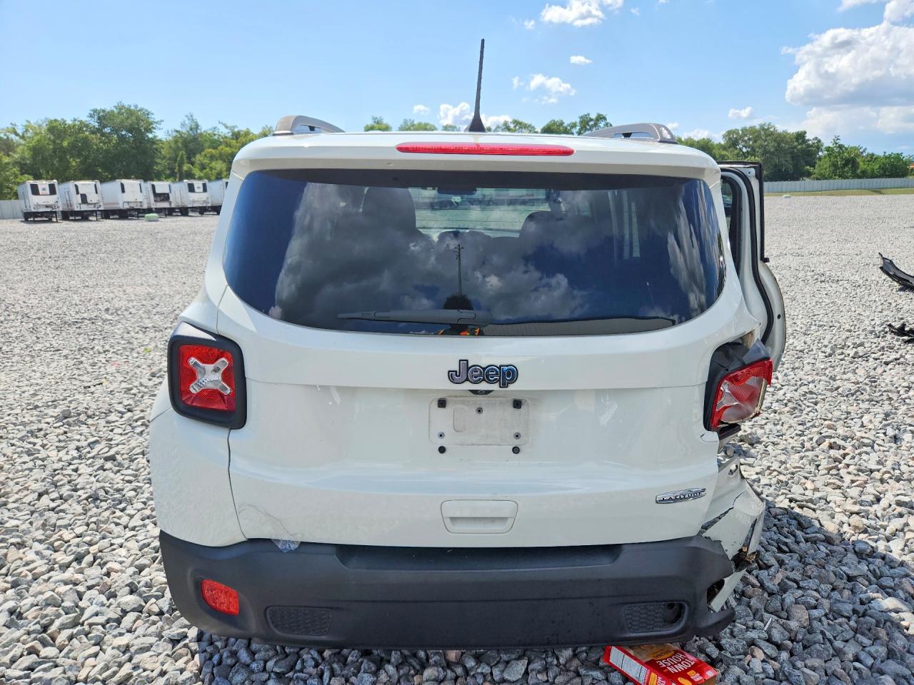 2018 JEEP RENEGADE LATITUDE 4X2