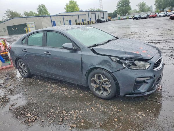 2021 KIA FORTE FE, LXS
