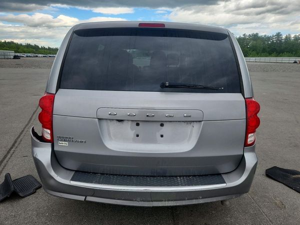 2018 DODGE GRAND CARAVAN SE