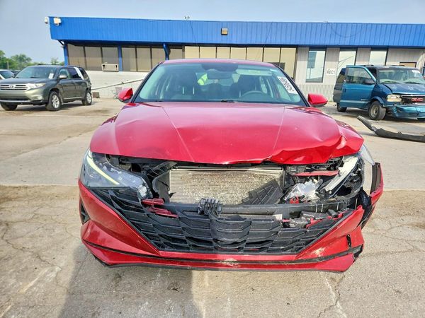 2021 HYUNDAI ELANTRA