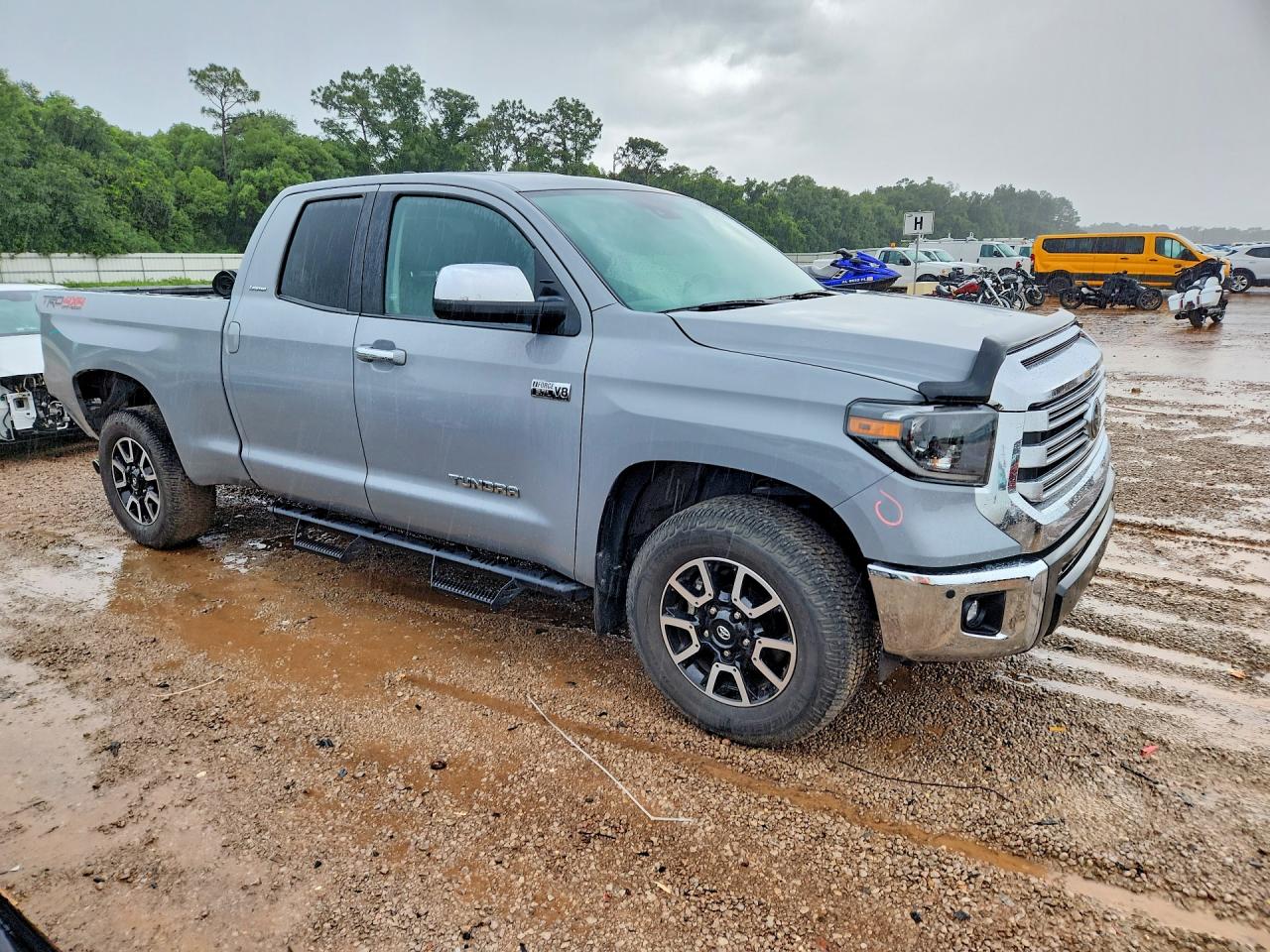 2021 TOYOTA TUNDRA Limited grade
