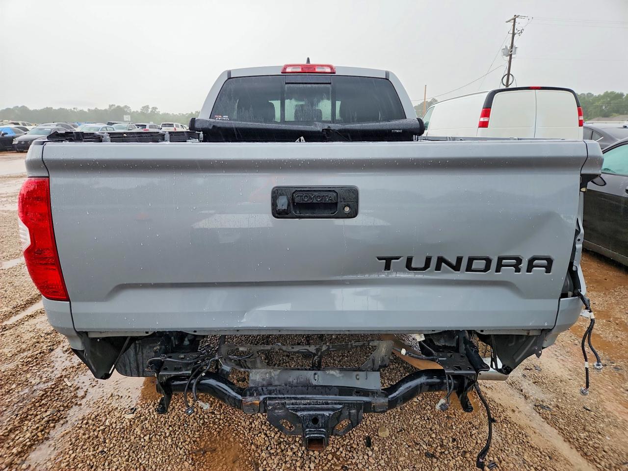 2021 TOYOTA TUNDRA Limited grade