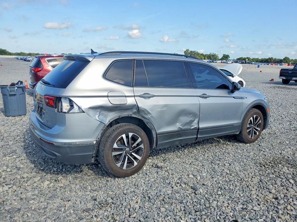 2022 VOLKSWAGEN TIGUAN S