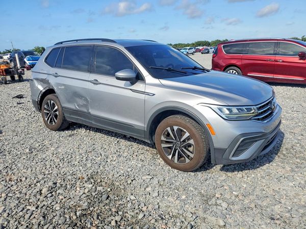 2022 VOLKSWAGEN TIGUAN S