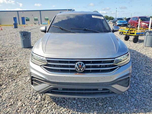 2022 VOLKSWAGEN TIGUAN S