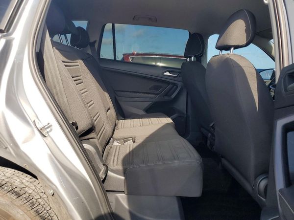 2022 VOLKSWAGEN TIGUAN S