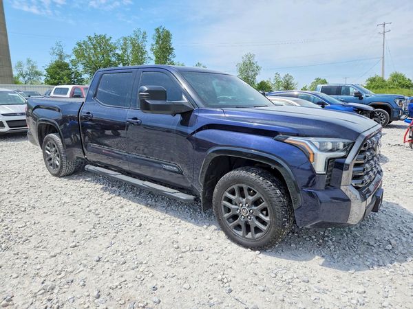 2022 TOYOTA TUNDRA Platinum