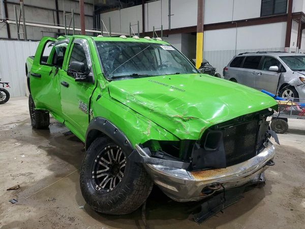2013 RAM 2500 ST — Passenger 3/4