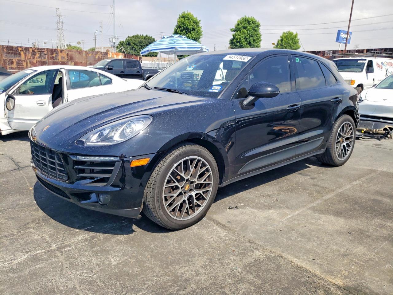 2018 PORSCHE MACAN