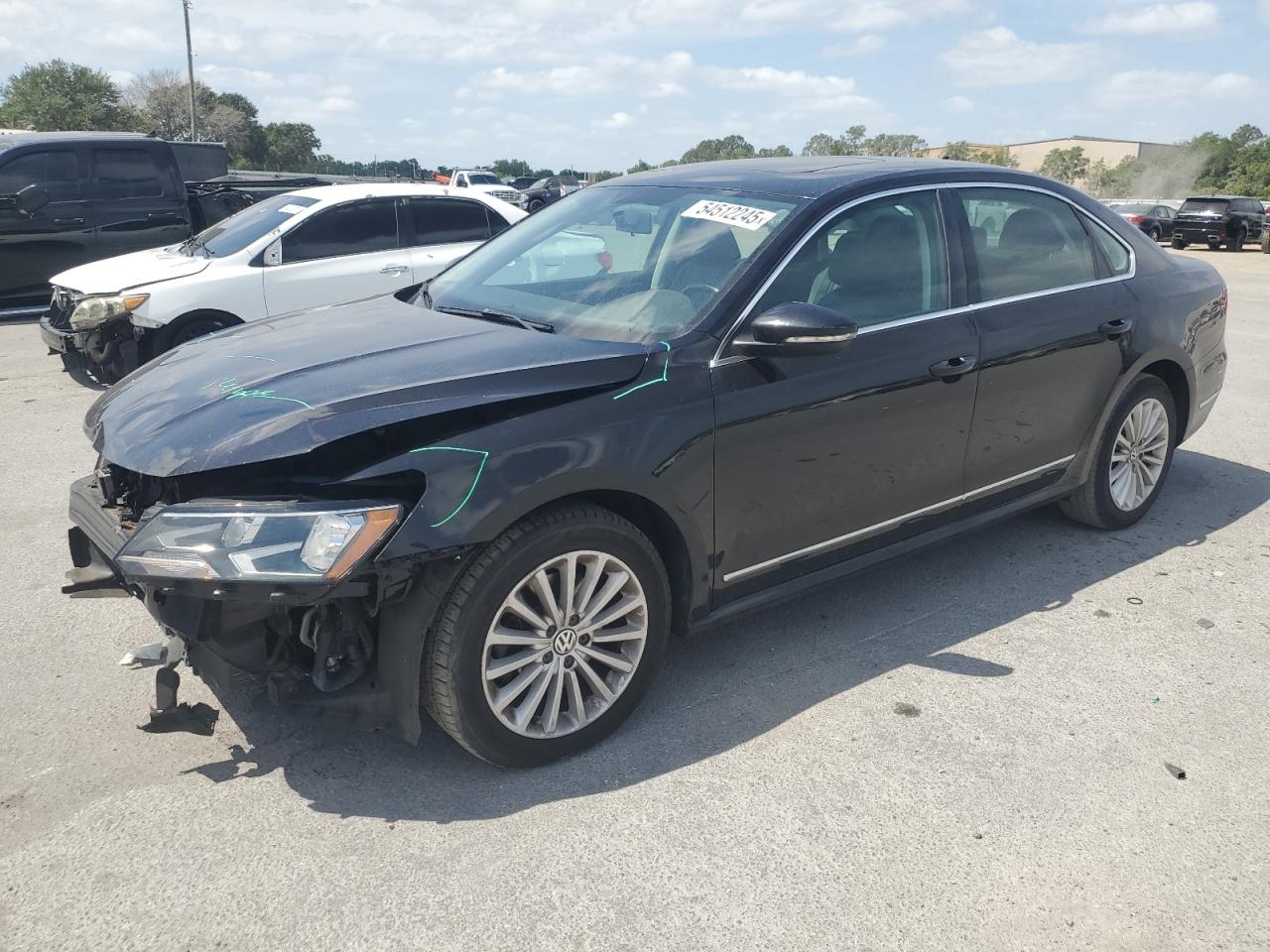 2017 VOLKSWAGEN PASSAT SE