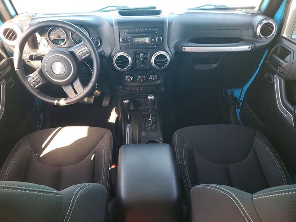 2017 JEEP WRANGLER UNLIMITED Unlimited Sahara