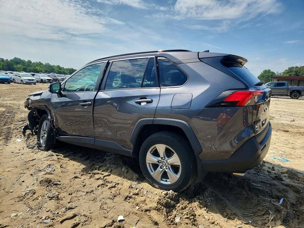 2022 TOYOTA RAV4 XLE — DSRA