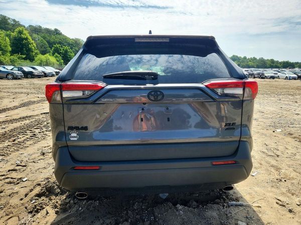 2022 TOYOTA RAV4 XLE — DIRR