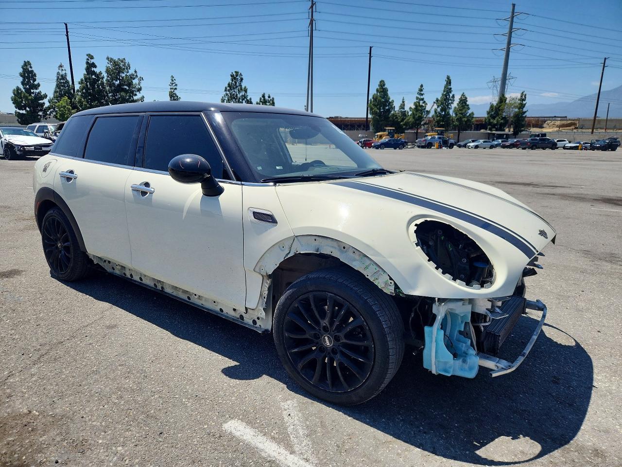 2017 MINI COOPER
