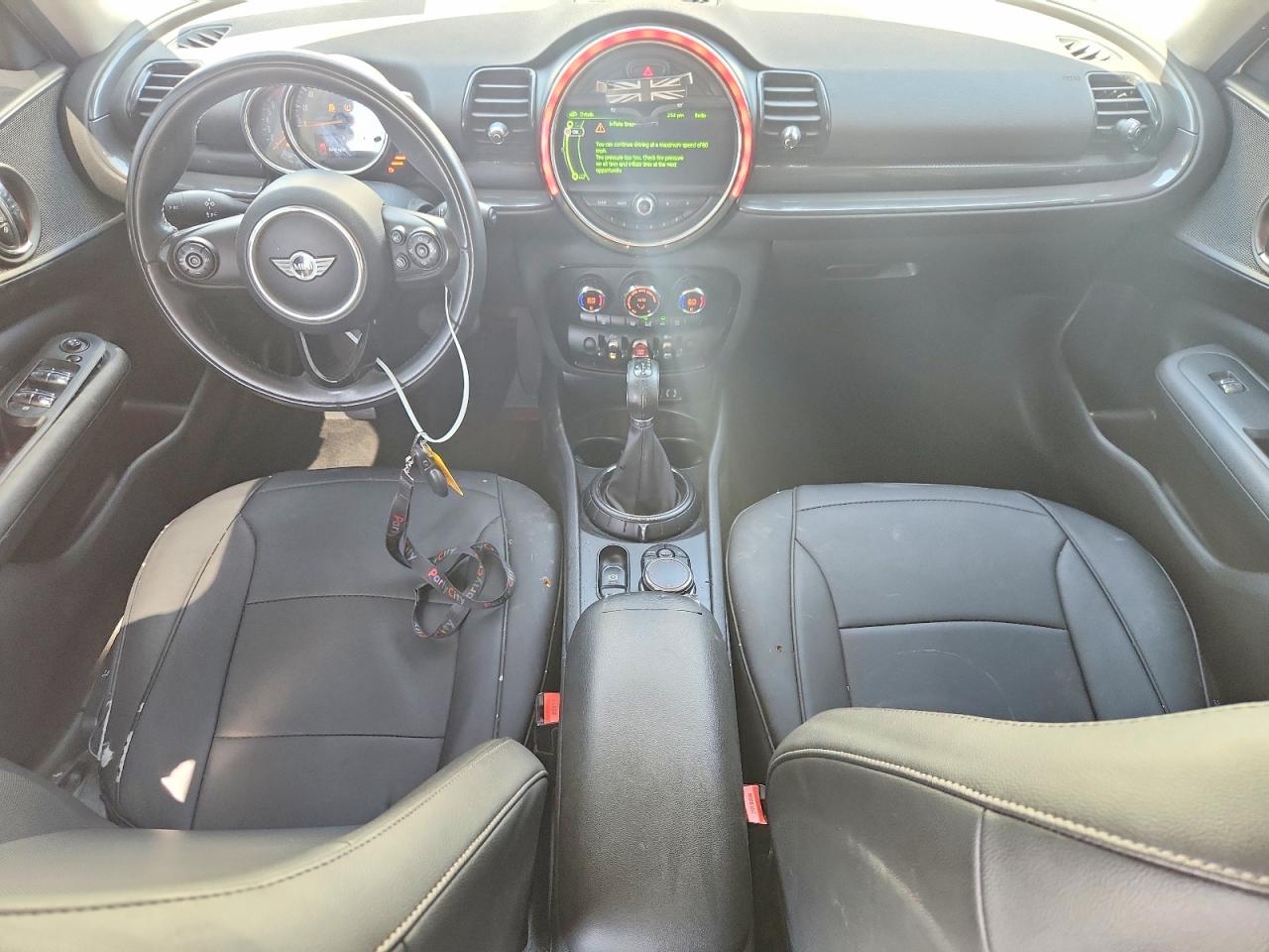 2017 MINI COOPER