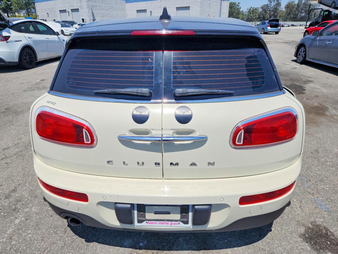 2017 MINI COOPER
