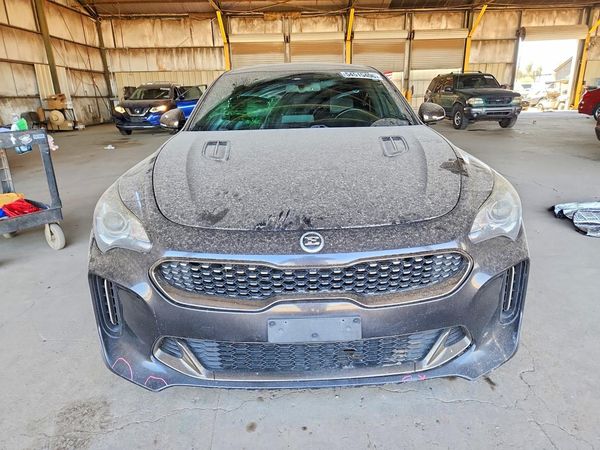 2021 KIA STINGER