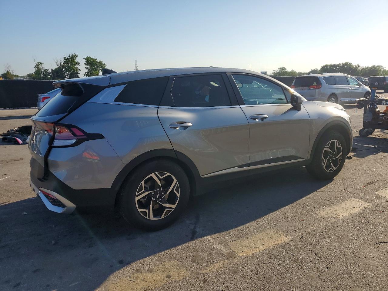 2024 KIA SPORTAGE LX