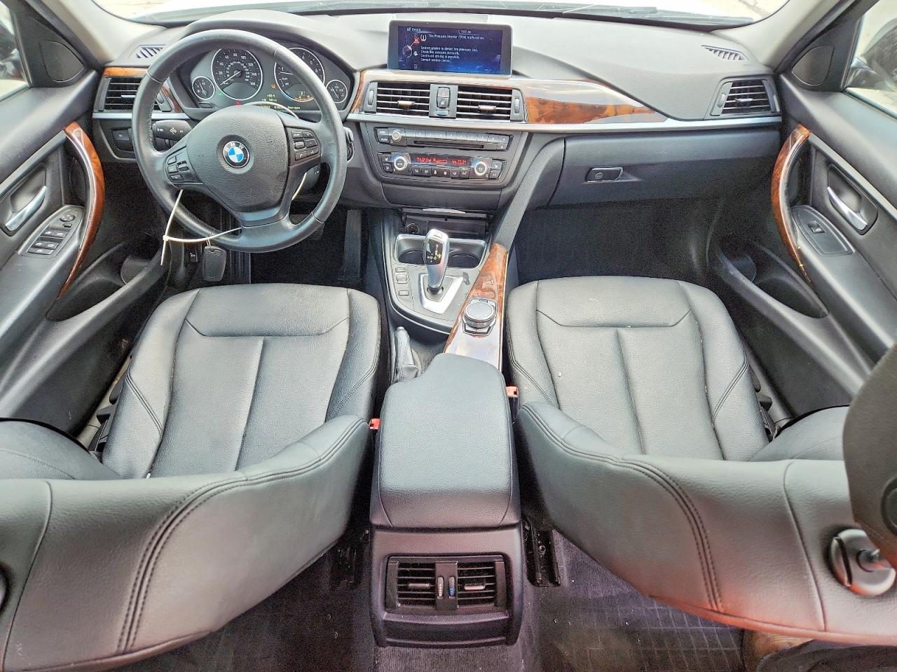 2015 BMW 320