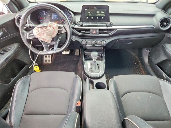 2021 KIA FORTE GT Line