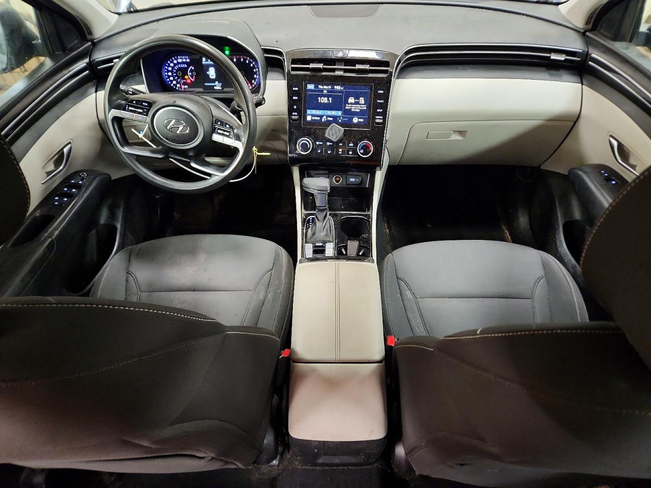 2022 HYUNDAI TUCSON SE