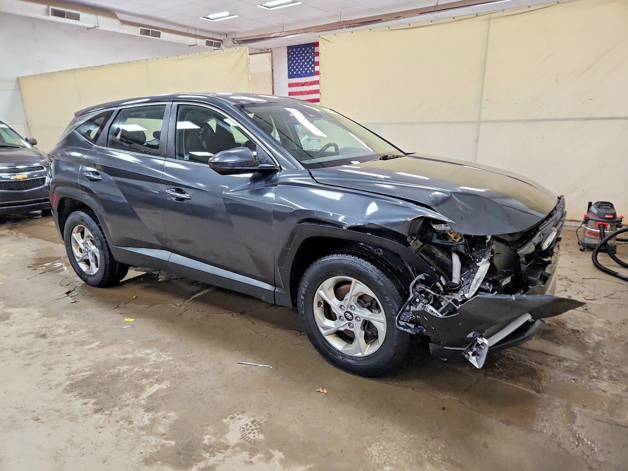 2022 HYUNDAI TUCSON SE