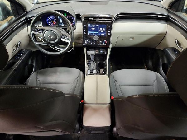 2022 HYUNDAI TUCSON SE