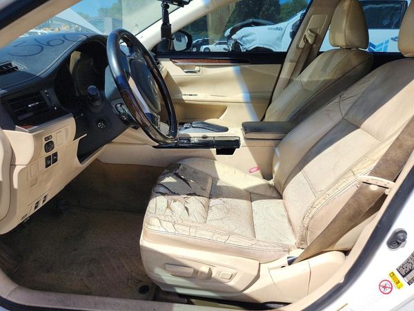 2015 LEXUS ES