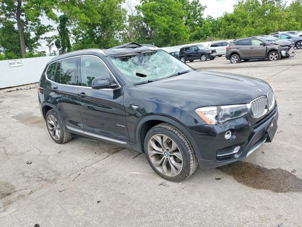 2017 BMW X3 xDrive35i — Passenger 3/4
