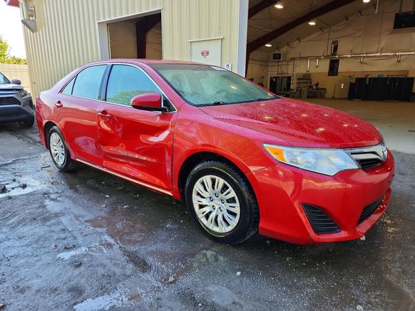 2012 TOYOTA CAMRY