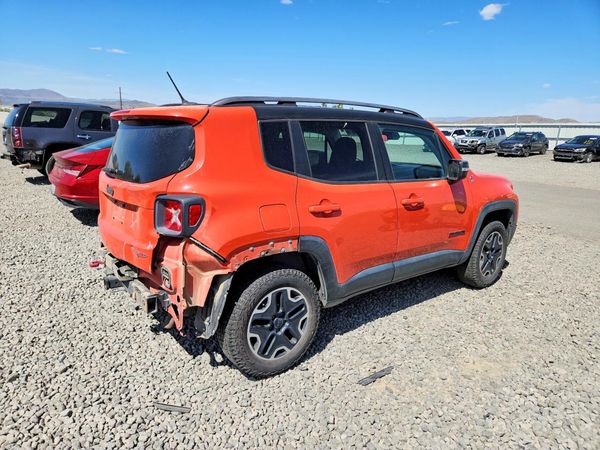 2015 JEEP RENEGADE TRAILHAWK 4X4