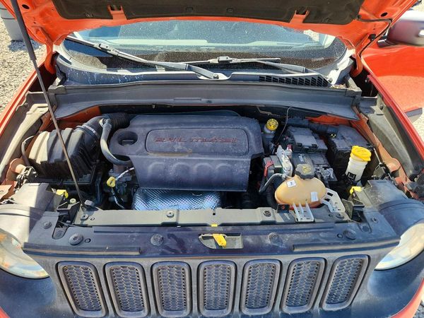 2015 JEEP RENEGADE TRAILHAWK 4X4