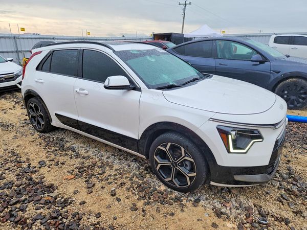 2023 KIA NIRO EX