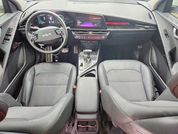 2023 KIA NIRO EX