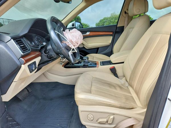 2021 AUDI Q5 quattro Premium