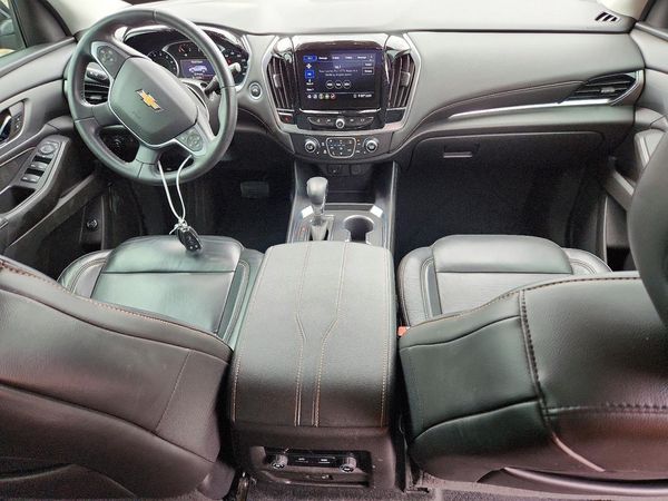 2021 CHEVROLET TRAVERSE LT